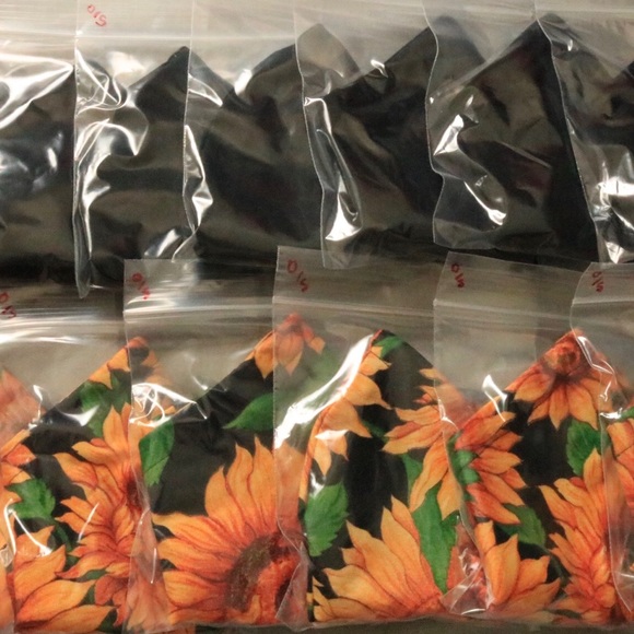 2/$12 ❤️ 100% Cotton Face Mask Set - Picture 6 of 6